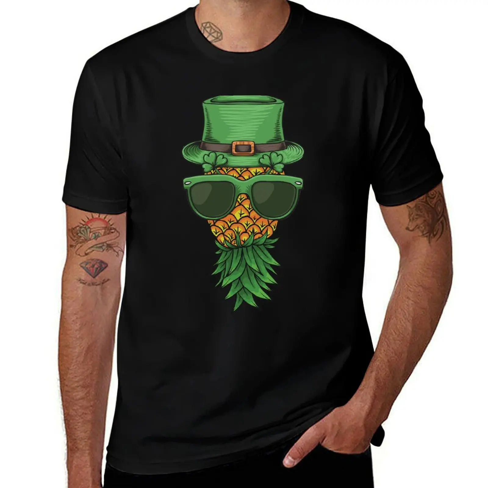 Swinger Upside Down Pineapple St Patricks T-Shirt Retro Graphic Print T-Shirt