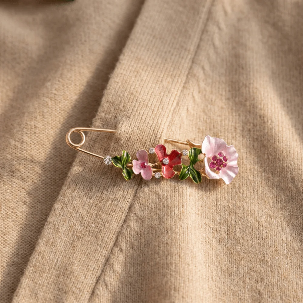 Elegant Sweet Flower Shape Lapel Pin Anti-exposure All-match Inlaid Rhinestones Brooch Alloy Versatile Shiny Brooches Blazer