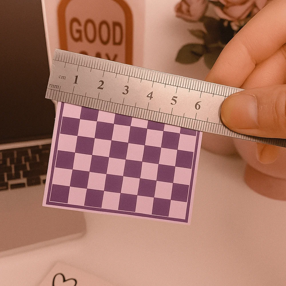 Chessboard Mini Pocket Size Chess Set Handmade 1/12 Scale International Chess Miniature Size Decorative Design view 4