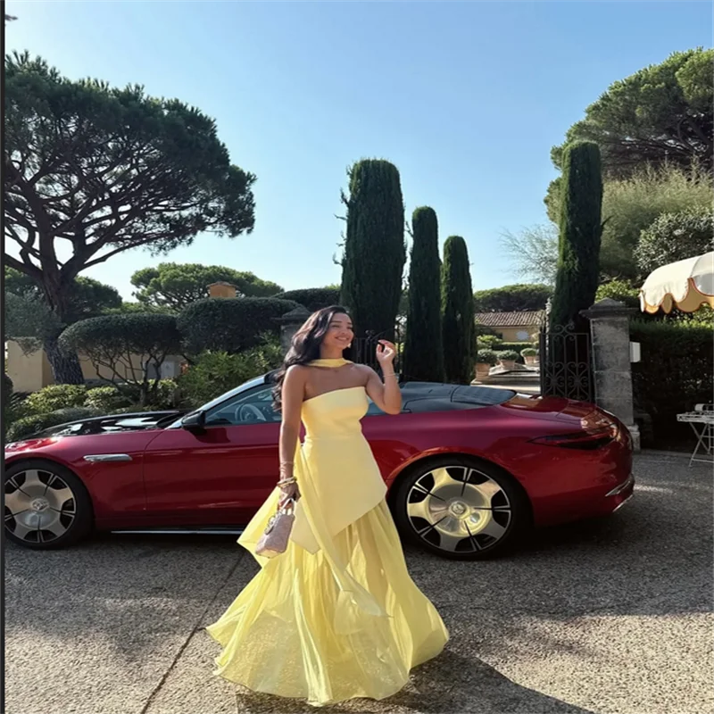 Himmelblaue A-Linie, elegante Abendkleider, langes, trägerloses Chiffon-Partykleid, bodenlang, Dubai-Fashion-Abschlussballkleider, individuell gestaltet