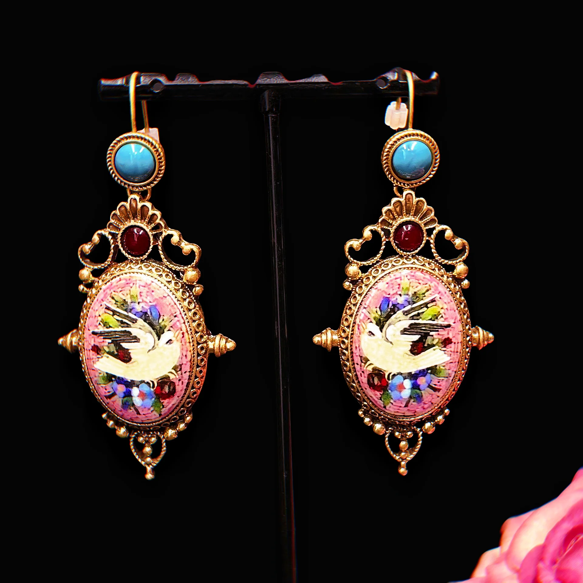 

French court style vintage oil painting pigeon print high-grade sense earrings