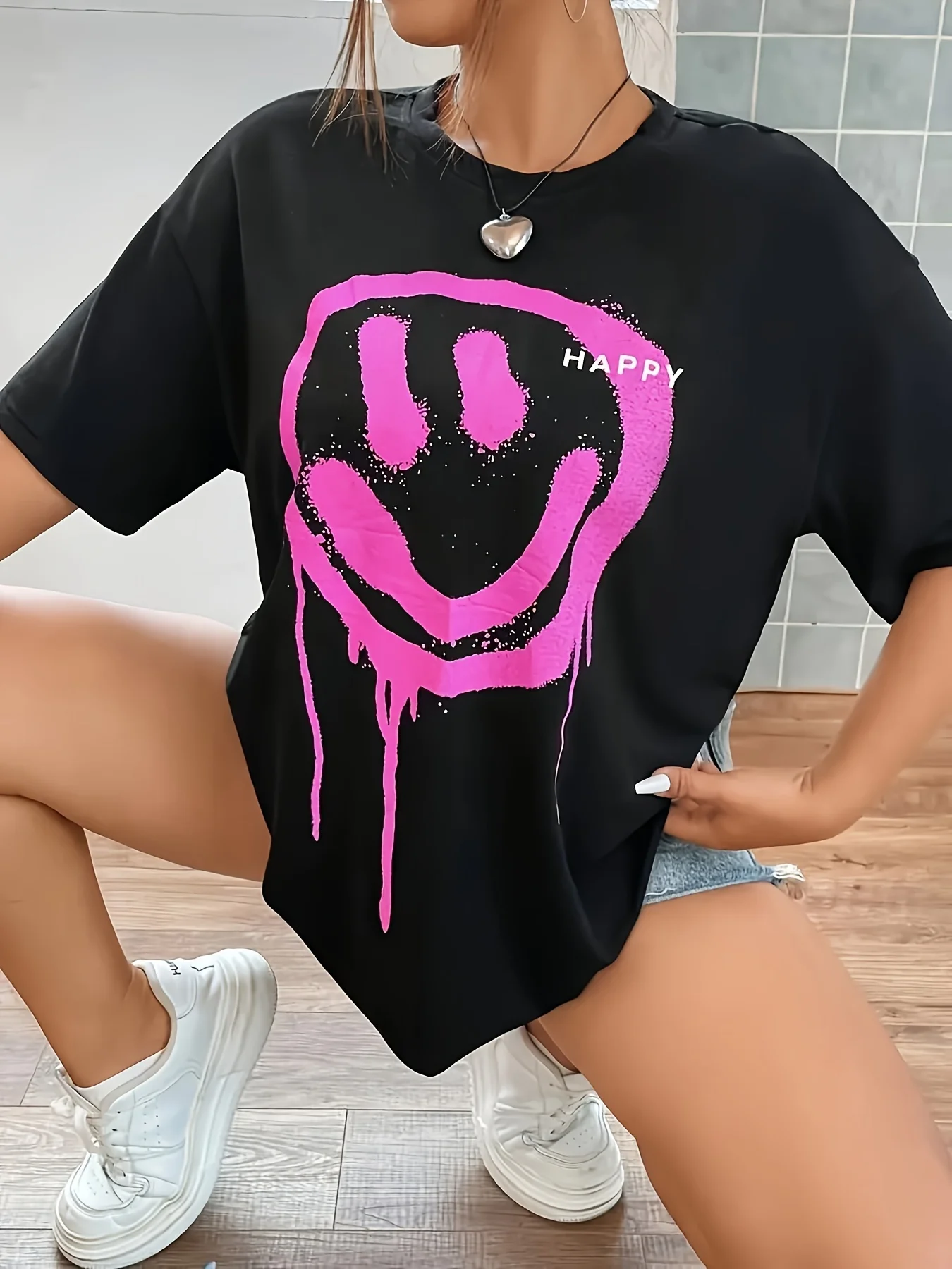 

Women's Black Graphic Print Drop Shoulder T-Shirt - Short Sleeve Crew Neck Casual Top with Pink joyful Face & Dripping Paint