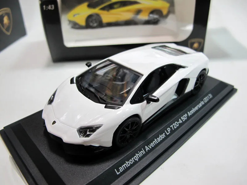 

1:43 Aventador LP720-4 50 ° Anniversario 2013, литье под давлением автомобиль из сплава и игрушечный транспорт, модель автомобиля, миниатюрная масштабная модель автомобиля для детей