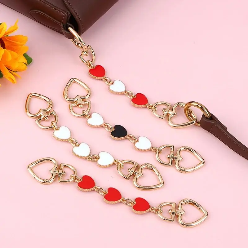 corrente-extensora-para-bolsa-transversal-em-formato-de-coracao-–-acorio-de-moda-para-bolsas-com-crimento-de-alca-ajust