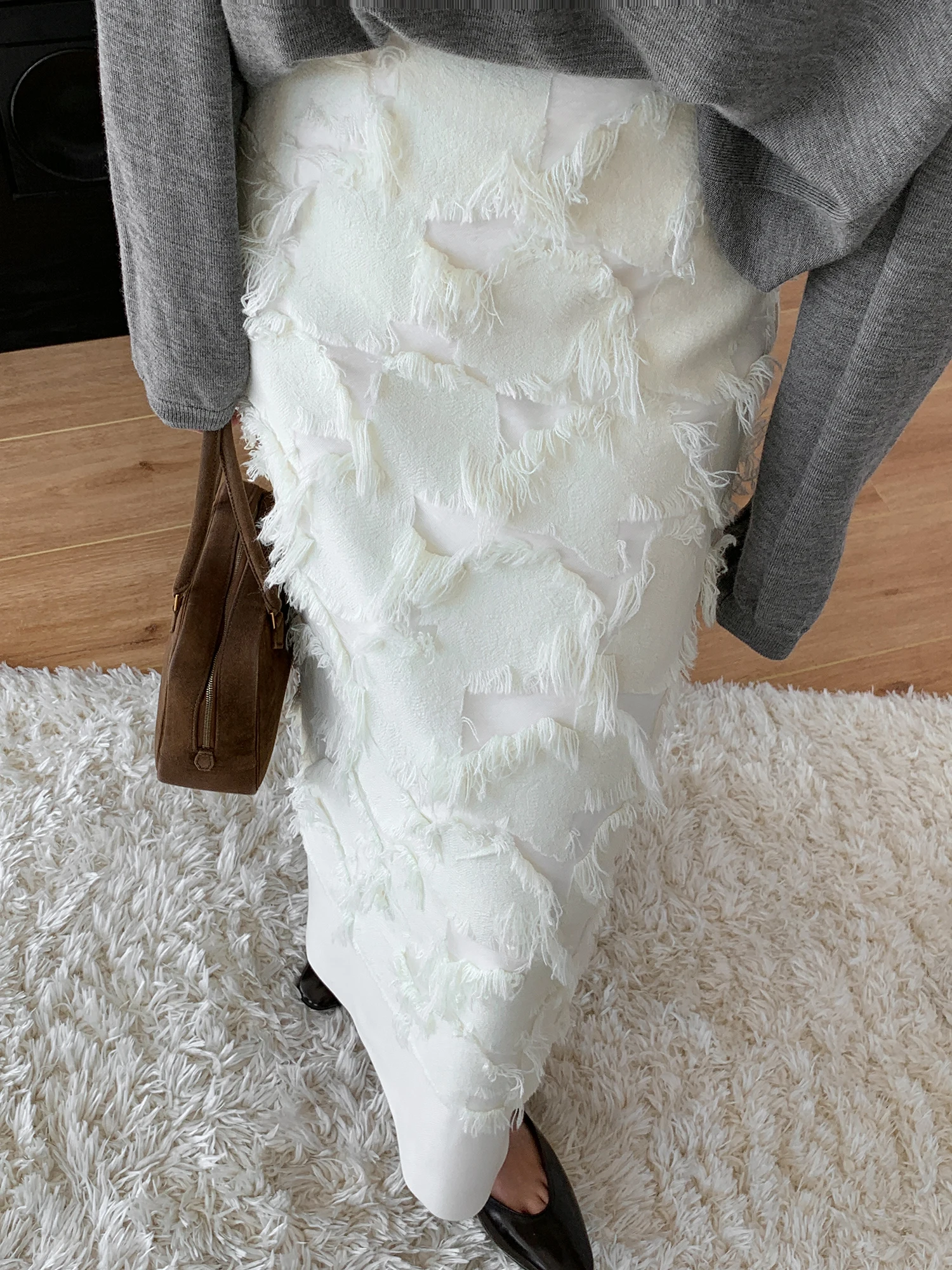 

Юбка миди прямого кроя цвета тауп с вышивкой в виде снежинок и перьев, с объемным 3D-цветочным принтом, женская юбка