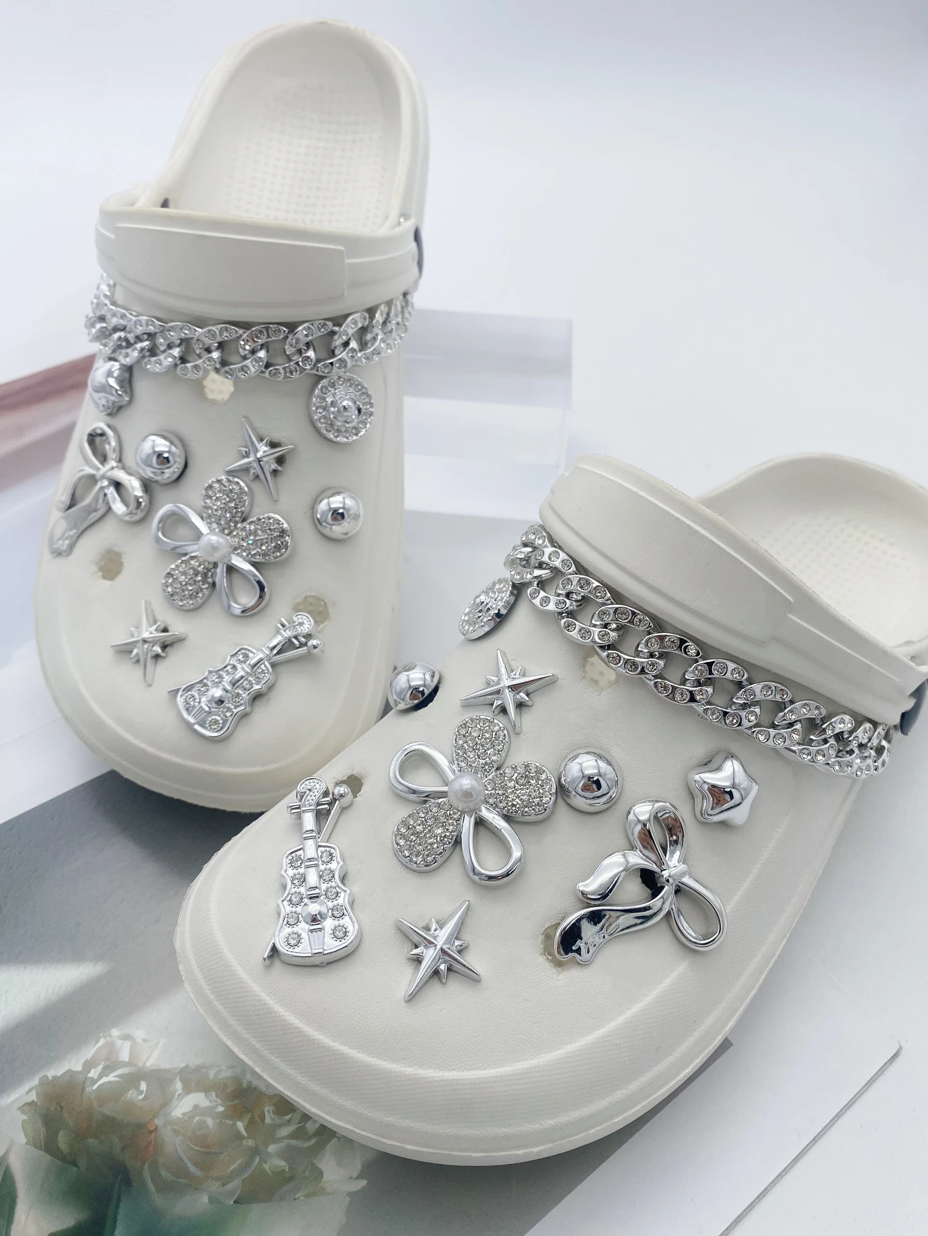 20 fashionable silver (large flowers, bows, violins, five-pointed stars, diamond-dotted chains) DIY accessories, suitable for de
