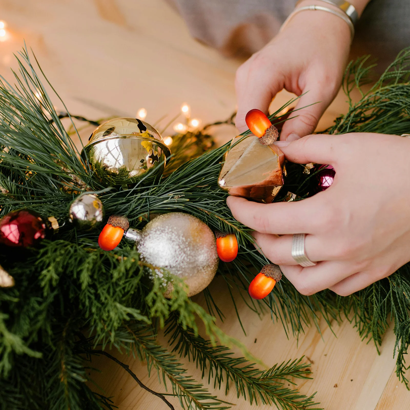 

100pcs Artificial Acorns Bulk Small Fake Acorn Decor Simulation Nut For Wreath Making Craft Autumn Decorations Christmas Tree