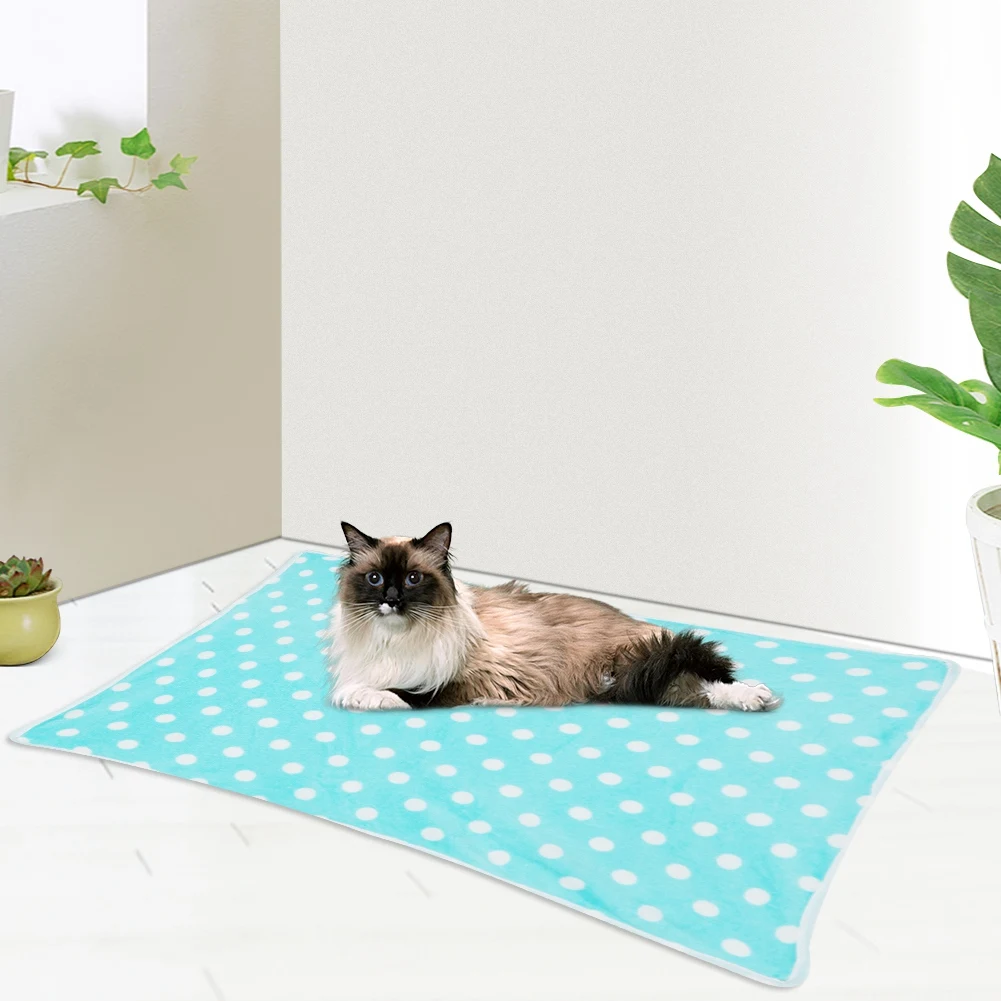 Warm Soft Pet Dog Blanket Mat Plush Pet Sleeping Blanket for Dogs Cats Warm Breathable Cat Cover Blanket Pet Dog Supplies