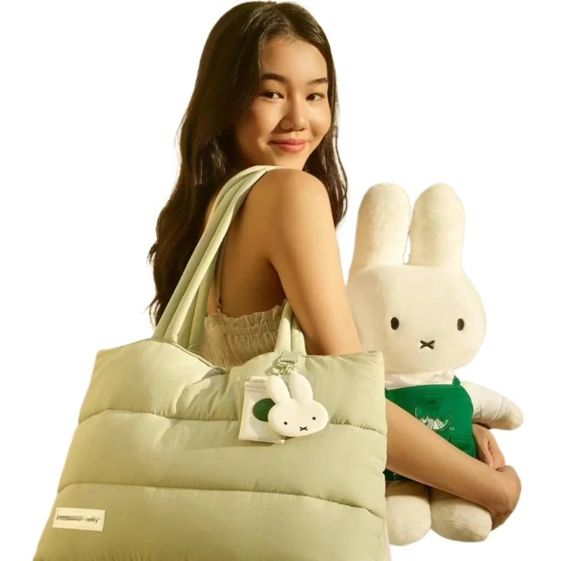 2025 جديد الكرتون ميفي أرنب ستاربكس Co وصفت أسفل حمل حقيبة Kawaii سعة كبيرة حقيبة كتف هدية عيد ميلاد للأطفال #5