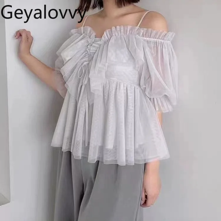 

Романтическая темпераментная шифоновая блузка с открытыми плечами и рюшами на бретелях, модные однотонные женские топы, летние
