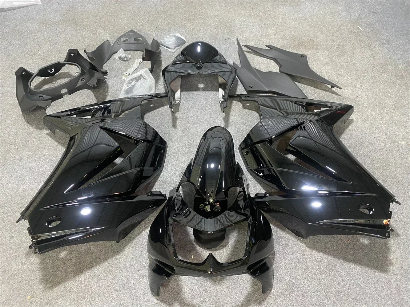 

Injection fairings kit for Kawasaki Ninja 250R EX250 2008-2014 sport fairing kits 250R 08-14 black