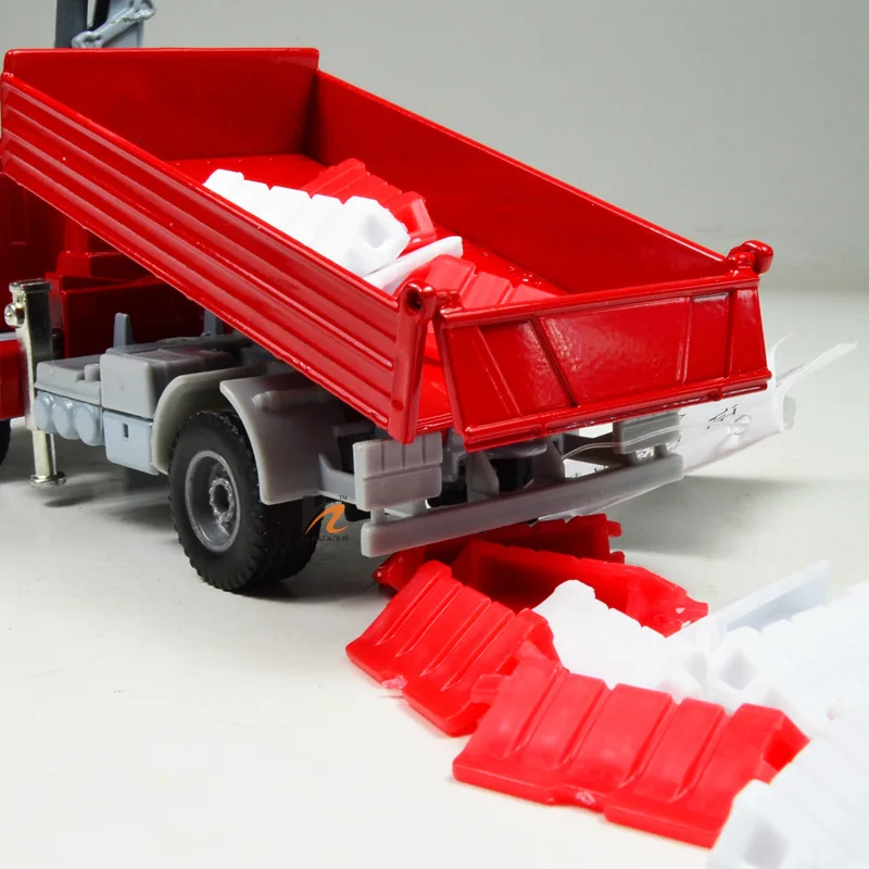 Alloy Truck 1/50 Crane Transport Vehicle Tractor Engineering Car Model Diecast Cars Collections Children's Toys for Kids Gifts