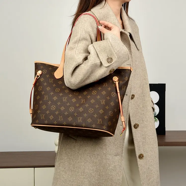 Unique Elegant Minimalist Diaper Bag Luxury Designer For Women Large Capacity Vintage Leather Shoulder Bag Fashionable Crossbody