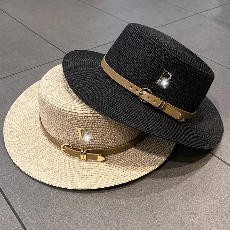 Fashionable Summer Sun Hat for Women Flat Top Straw Beach Boater Cap with Metal R Letter Design Ideal for Travel And Holidays
