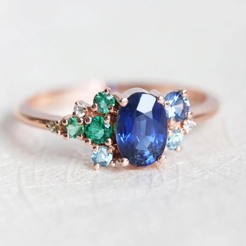 Modernes, trendiges Design mit eingelegtem, funkelndem synthetischem Zirkonia-Ring für Damen, eleganter, exquisiter, vielseitiger Schmuck für Bankette