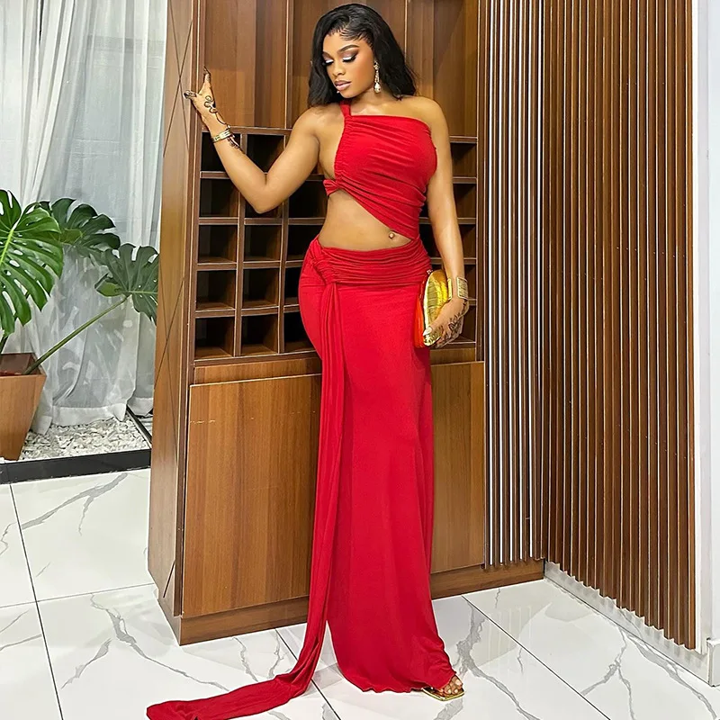 

Women's Fashion Slim-fit Asymmetrical Pleated Bodycon Dress With One-shoulder Diagonal Neckline, Strapless, Solid Color, Long