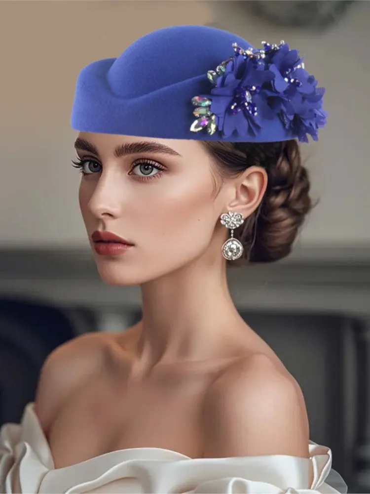 ヴィンテージフェルトターバン帽子女性のための教会ダービーファシネーター花レディースソフトベレー帽キャップパーティー航空会社のスチュワーデス帽子