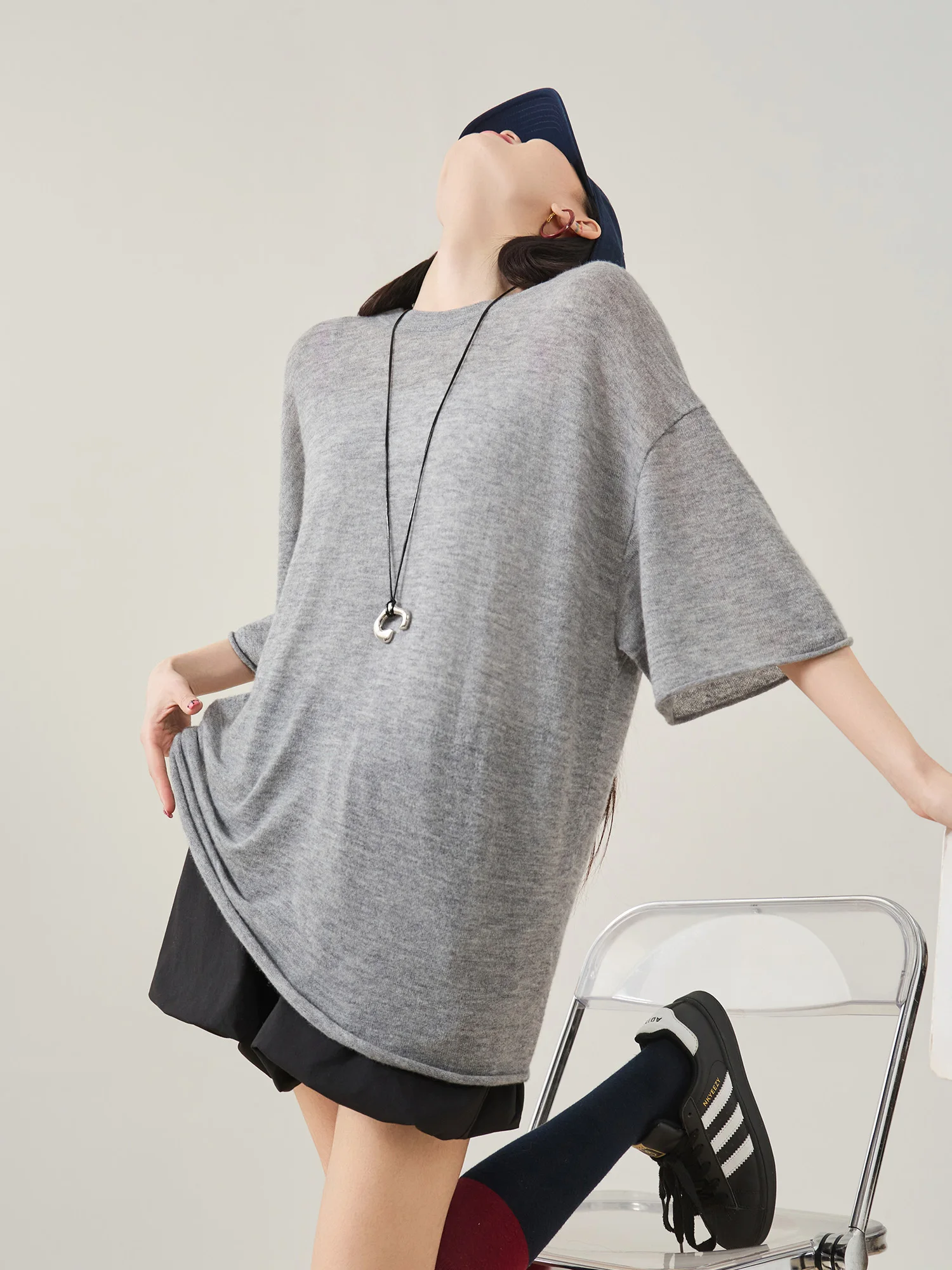 

Женская тонкая микро-прозрачная повседневная базовая футболка свободного кроя с круглым вырезом и коротким рукавом, вязаная, для весеннего повседневного образа