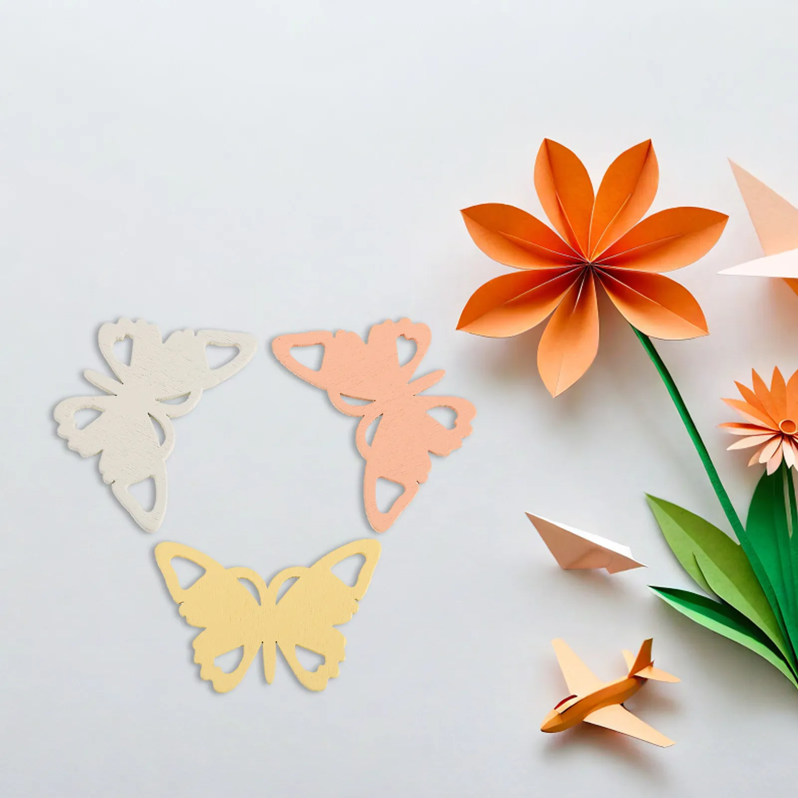 

50 шт. миниатюрных деревянных бабочек-вырезок, неокрашенные, из натурального дерева, полые, для декора подарочных пакетов, поделок своими руками, скрапбукинга, многоярусных подносов, Пасхи