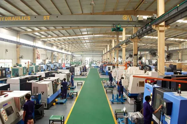 รถขุดส่วน 6D114 ปั๊มเชื้อเพลิงเครื่องยนต์ 6743-71-1131 สำหรับ PC300-7 PC360-7