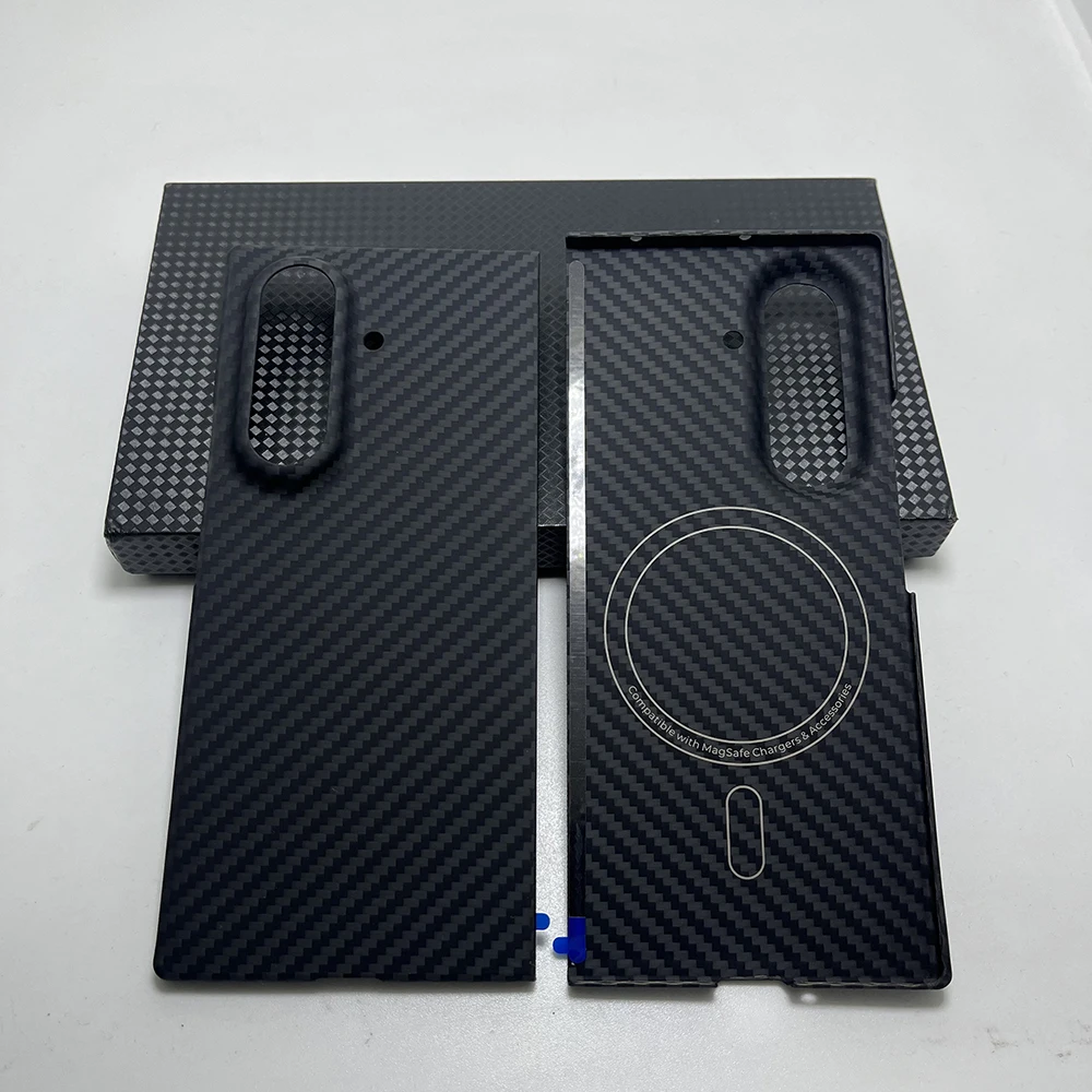 Etui z prawdziwego włókna węglowego z obsługą MagSafe do Samsung Galaxy Z Fold 7, ultracienkie, z ochroną obiektywu, wykonane z włókna aramidowego. — zdjęcie produktu 3