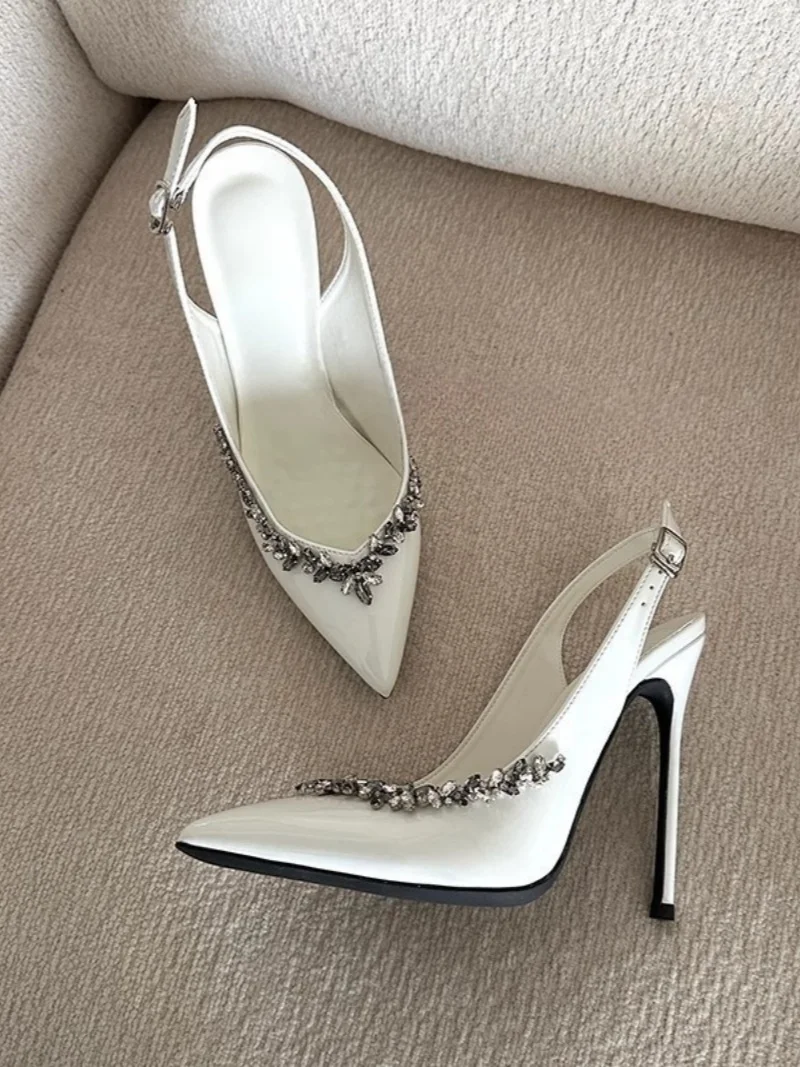 

2025 Новые женские туфли на высоком каблуке с острым носком на шпильке сзади и стразами, элегантное сексуальное платье, банкетные женские сандалии большого размера