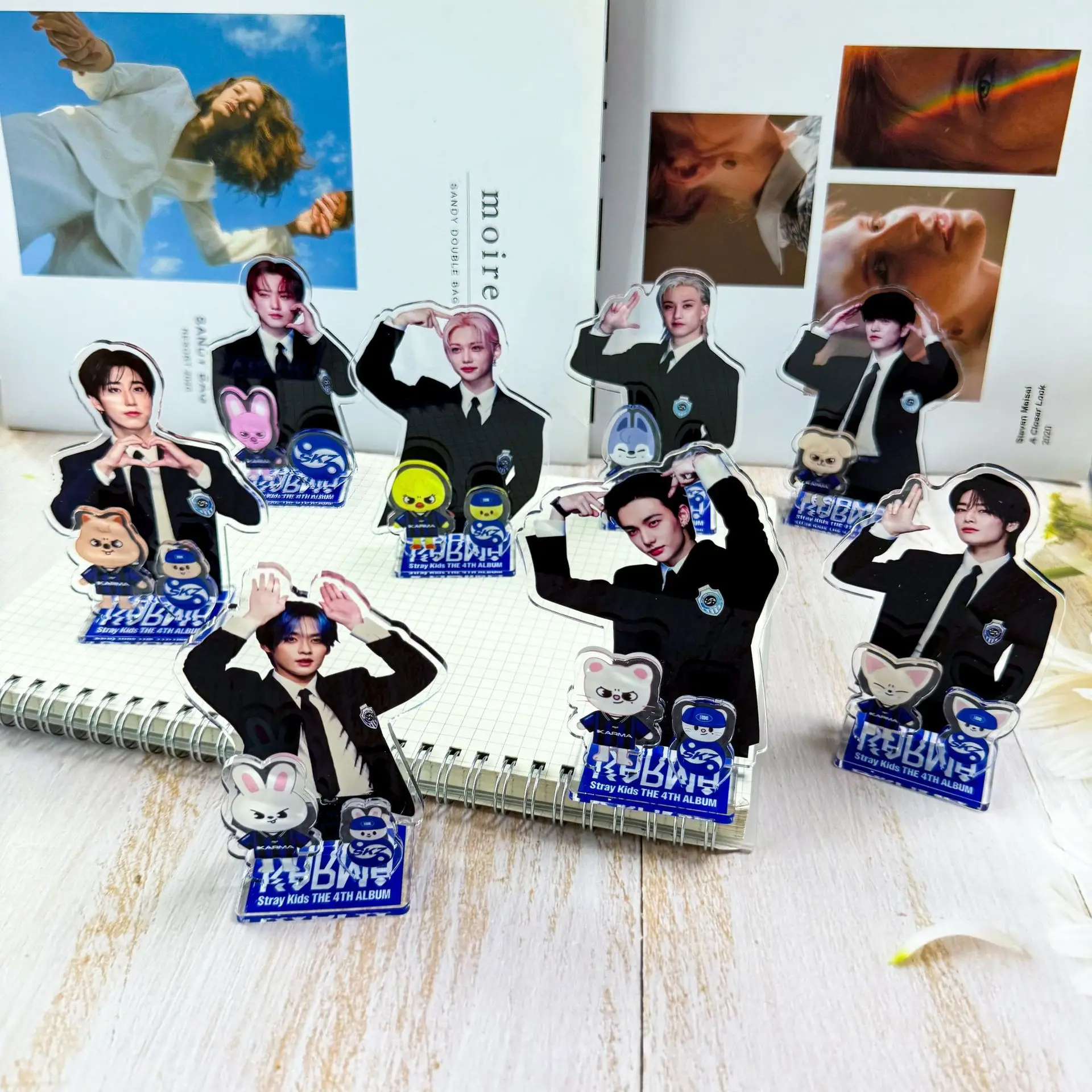 

New SKZOO Official Album KARMA Huang Xuanchen Li Longfu Acrylic Peripheral Ornament 3-Piece Set Gift