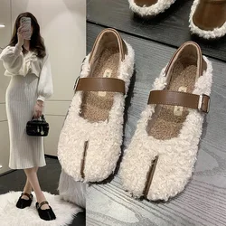 Okrągłe palce Casual Woman Shoe Autumn Loafers Fur Shallow Mouth Boat New Fall Moccasin Flock Buckle Strap Leisure Rubber Solid Mary