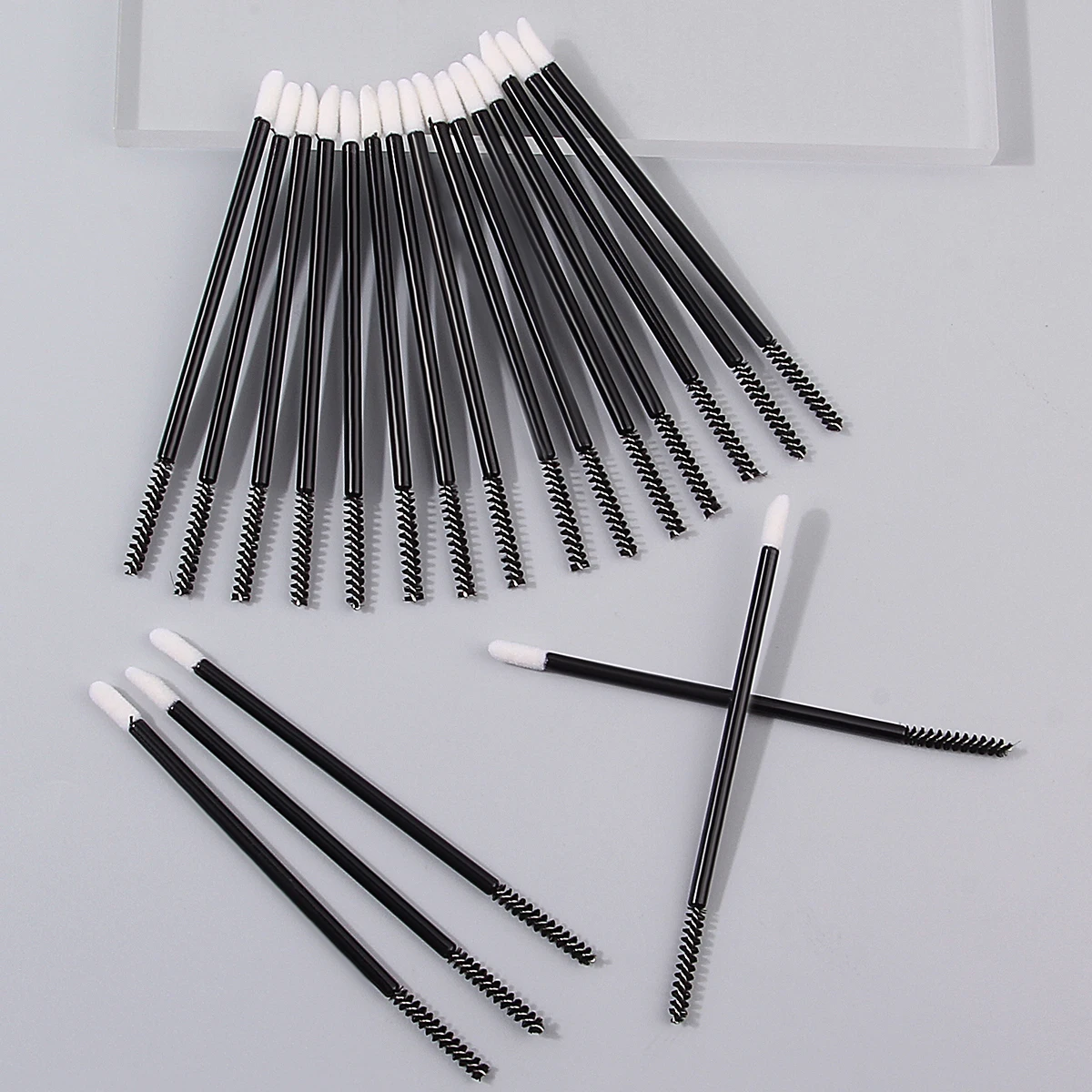Ensemble de pinceaux de maquillage à double tête, brosse à mascara en spirale, brosse à lèvres douce, outil de maquillage professionnel multifonctionnel 20 pièces