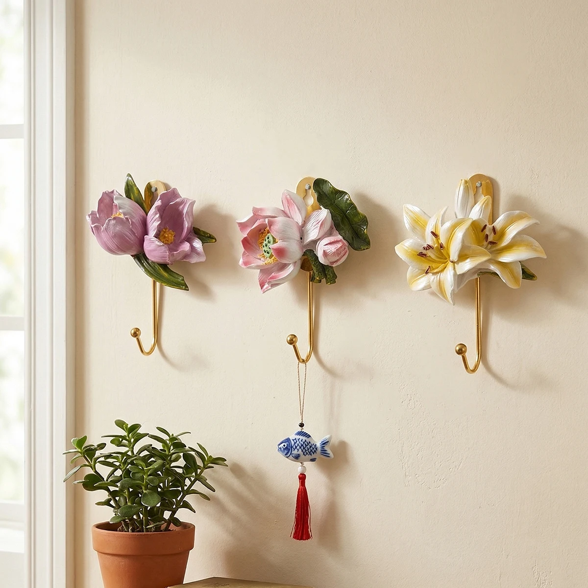 1PC, Simulated Three-Dimensional Flower Decorative Hook, Resin Material with Hand-Painted Finish, Iron Hook