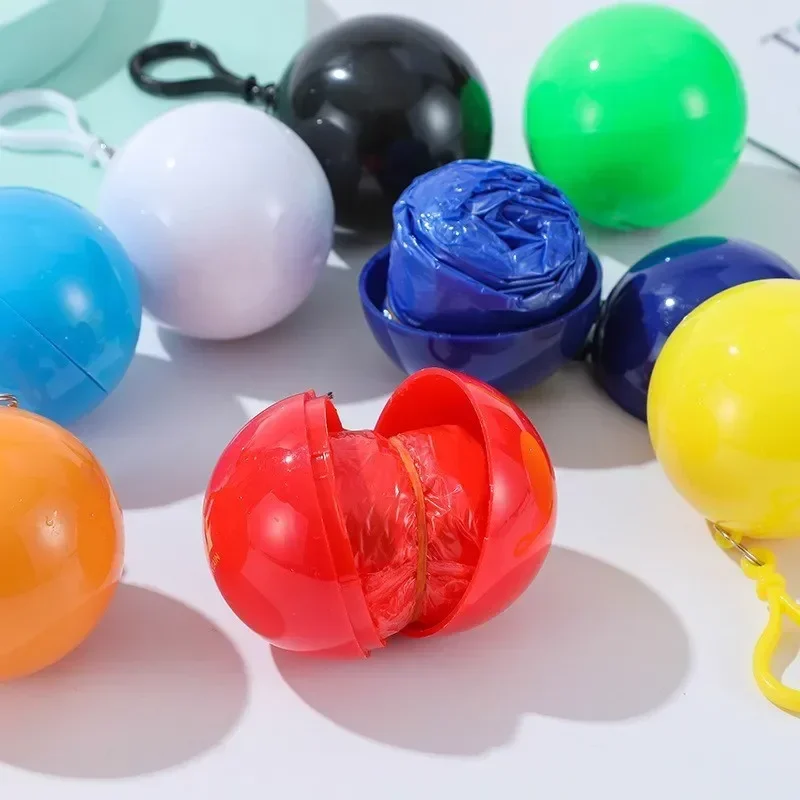 معطف واق من المطر صغير محمول سميك معاطف المطر للاستعمال مرة واحدة للبالغين معاطف مطر مقاومة للماء في حالات الطوارئ مع سلسلة مفاتيح للجنسين #1