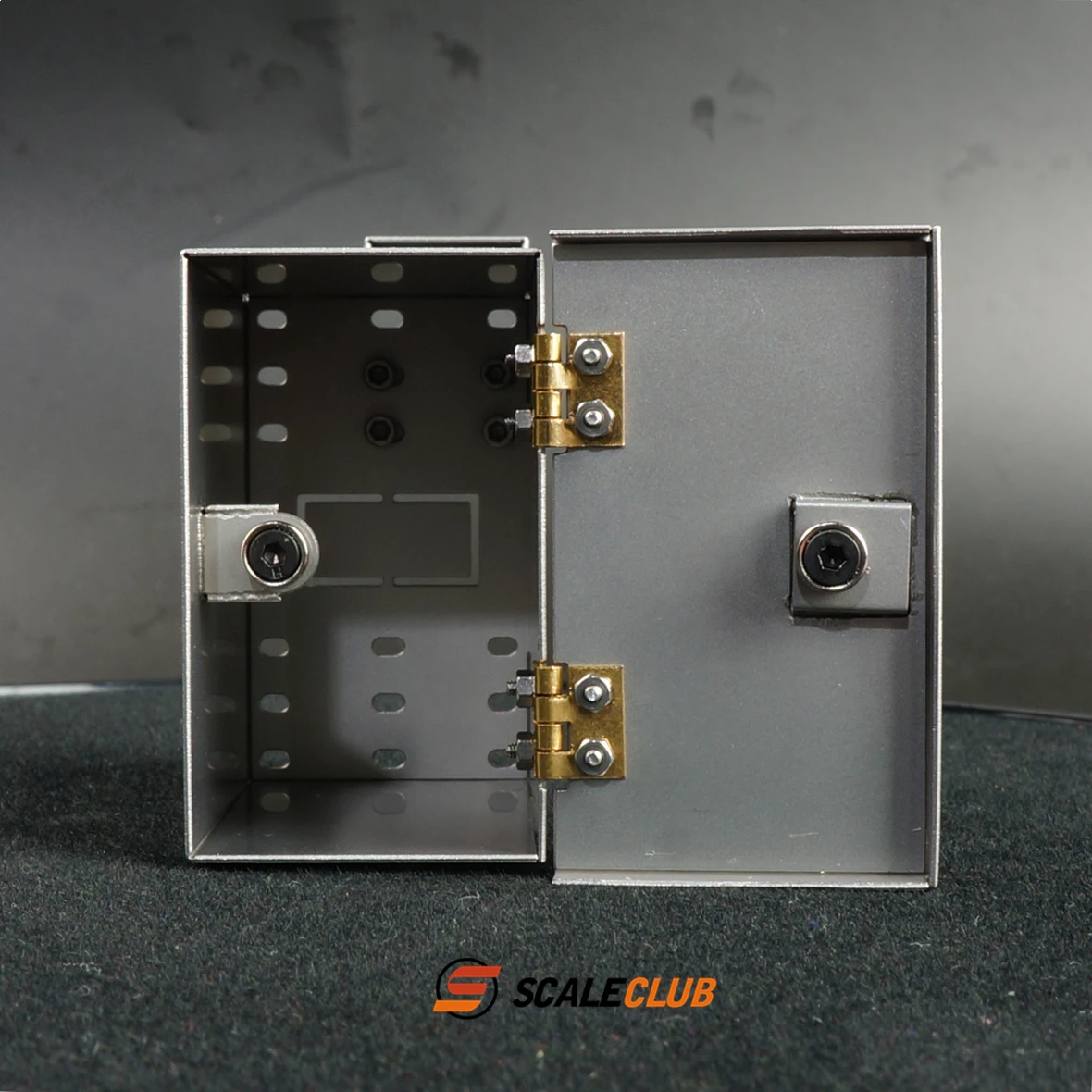 Scaleclub Model 1/14 Truck Trailer Heavy Tow Metal 27MM Wide Toolbox For Tamiya Lesu Scania Man Actros Volvo Car Parts