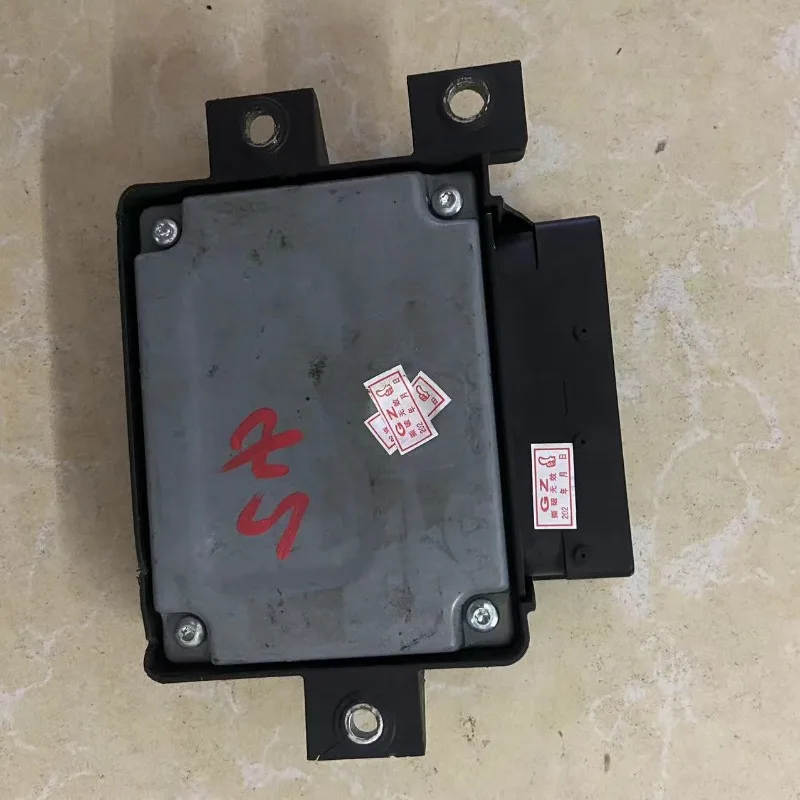 Suitable for Volkswagen Maiteng Passat CC Tiguan, Suitable for Audi Q3Q4Q5Q7A3A4A5A6 Electronic Computer Handbrake Module