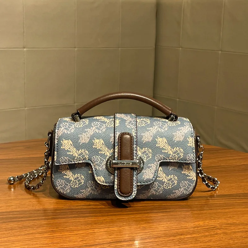 Luxury Hands-Free Designer Diaper Bag For Women Large Capacity Tote Elegant Leather Crossbody Handbag For Active Lifestyle
