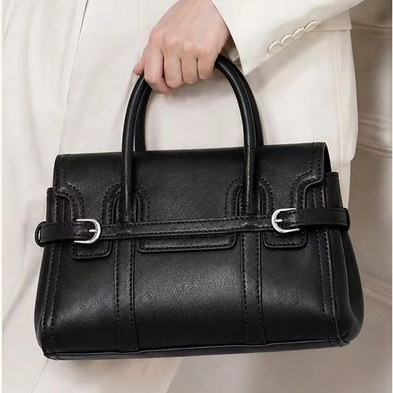 2026 new fashionable casual shoulder bag, simple and versatile commuting diagonal cross bag