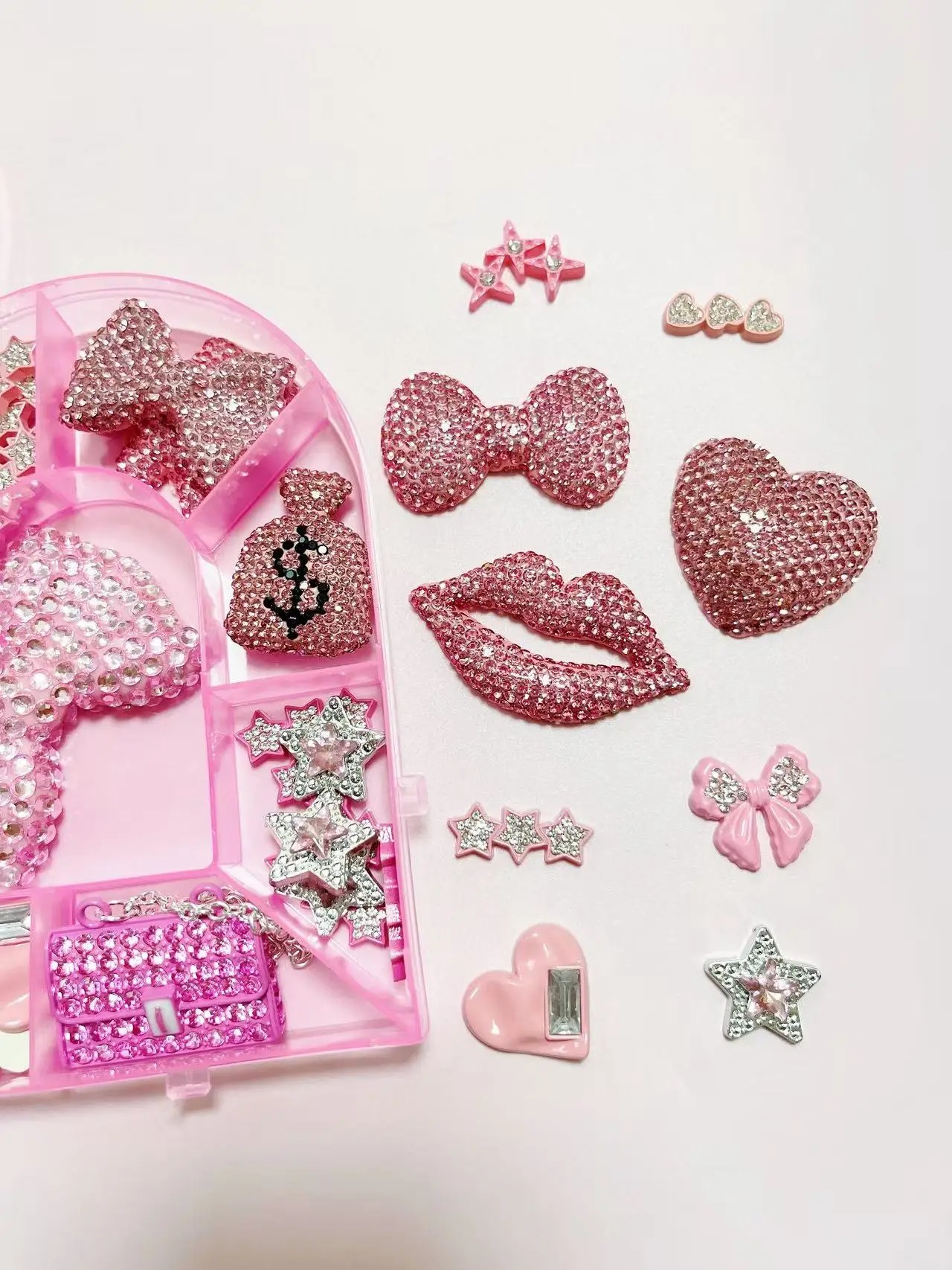 Różowy Walentynkowy Kolorowy Portfel na Pieniądze Symbol Motyla Luksusowy Zestaw z Cyrkoniami Ozdoba na Telefon z Funkcją Funkcji Niezależnych Dekoracja Rękodzieło