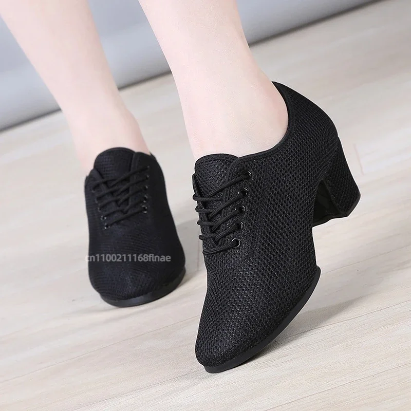 Latin dansschoenen, damesdansschoenen met zachte zolen, dansvoorstellingen voor volwassenen, tweepunts zomerschoenen met rubberen zolen