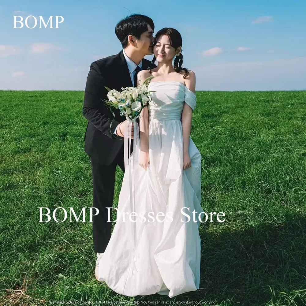 

BOMP White A Line Wedding Party Dresses Off the Shoulder Soft Taffeta Bride Gowns Garden Plain Customized Korea Photo shoot