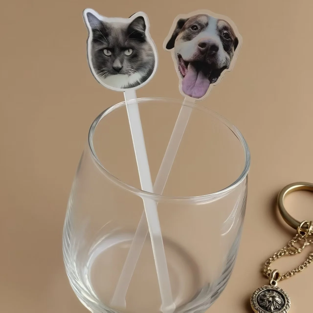 محرك مشروبات الحيوانات الأليفة المخصص، محرك الكوكتيل، هدايا الزفاف، ديكورات الطاولة، أدوات الشرب الأكريليك للحفلات، عصا التحريك التذكارية