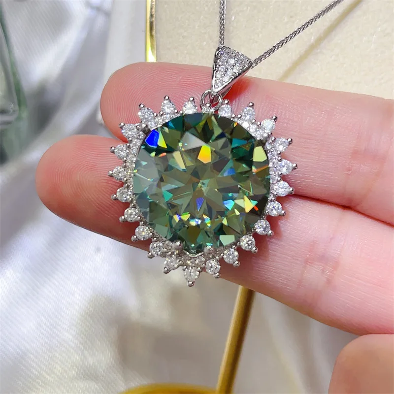 20 قيراط مويسانيتي مختبر الماس القلب قلادة قلادة فاخرة s925 الفضة مويسانيتي الأبيض الأخضر قلادة كبيرة غرامة مجوهرات GRA