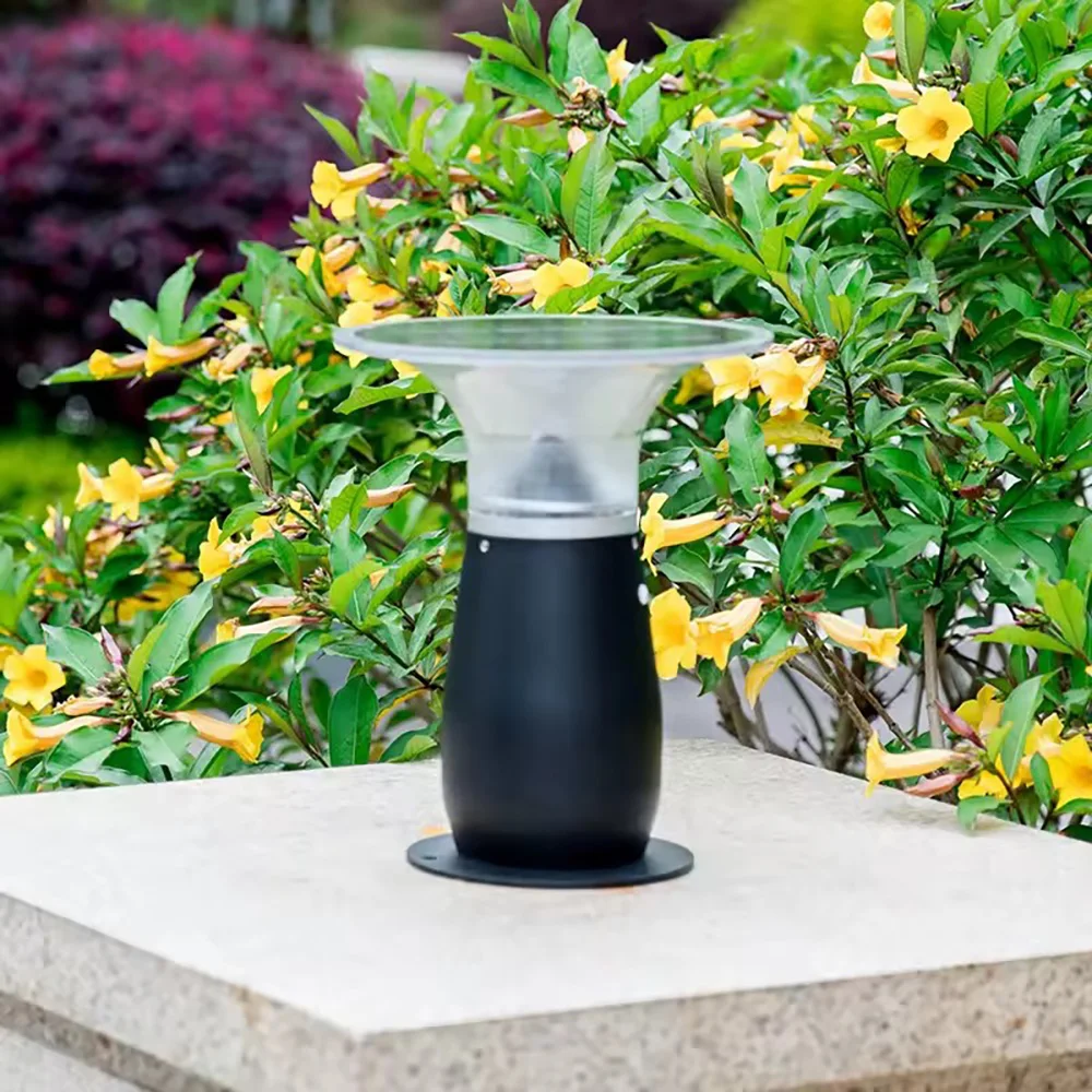 Modern Style Outdoor Waterproof Die-Cast Aluminum 3W Led Solar Mushroom Garden Yard Bollard Lawn  Lamp