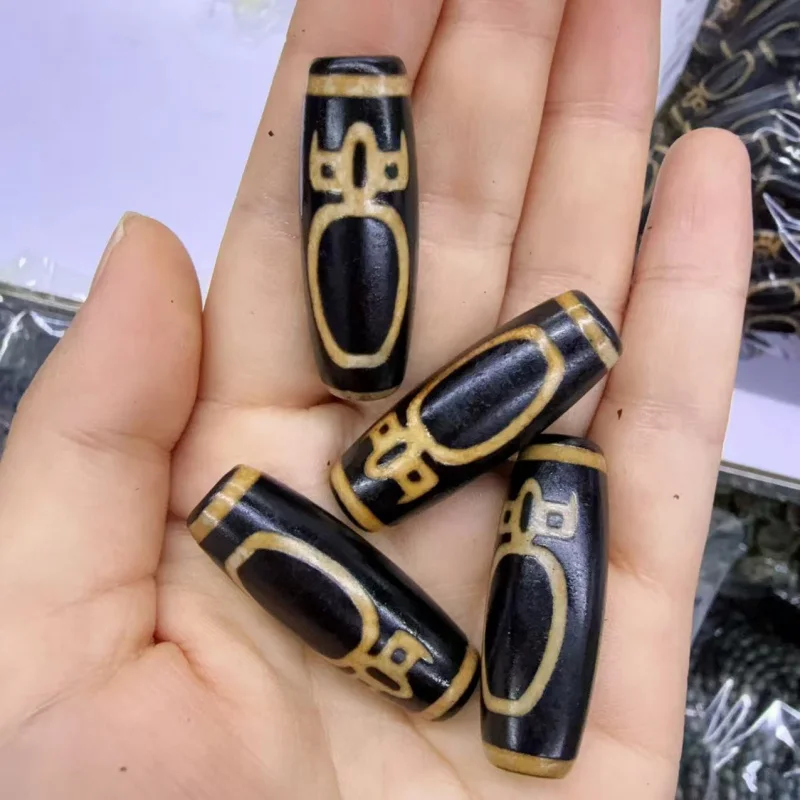 

DIYJewelry accessories: beaded necklaces, bracelets, Buddhist beads, aged and weathered Tibetan ancient black agate, fortune bea