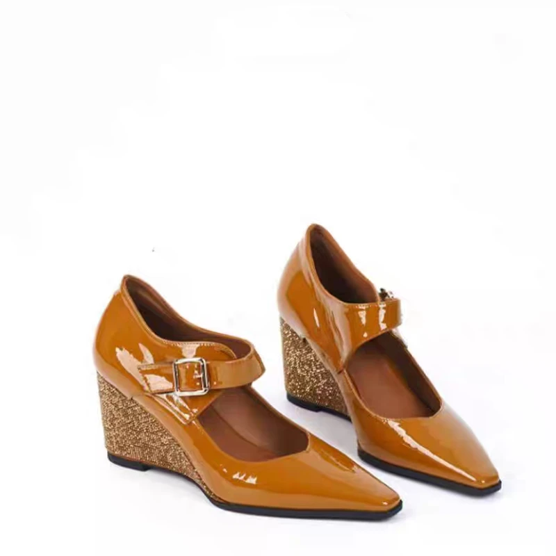 

Thick-soled Pointed-toe Waterproof Platform, Fashionable, Versatile, Comfortable, Anti-slip and Breathable Women's Single Shoes