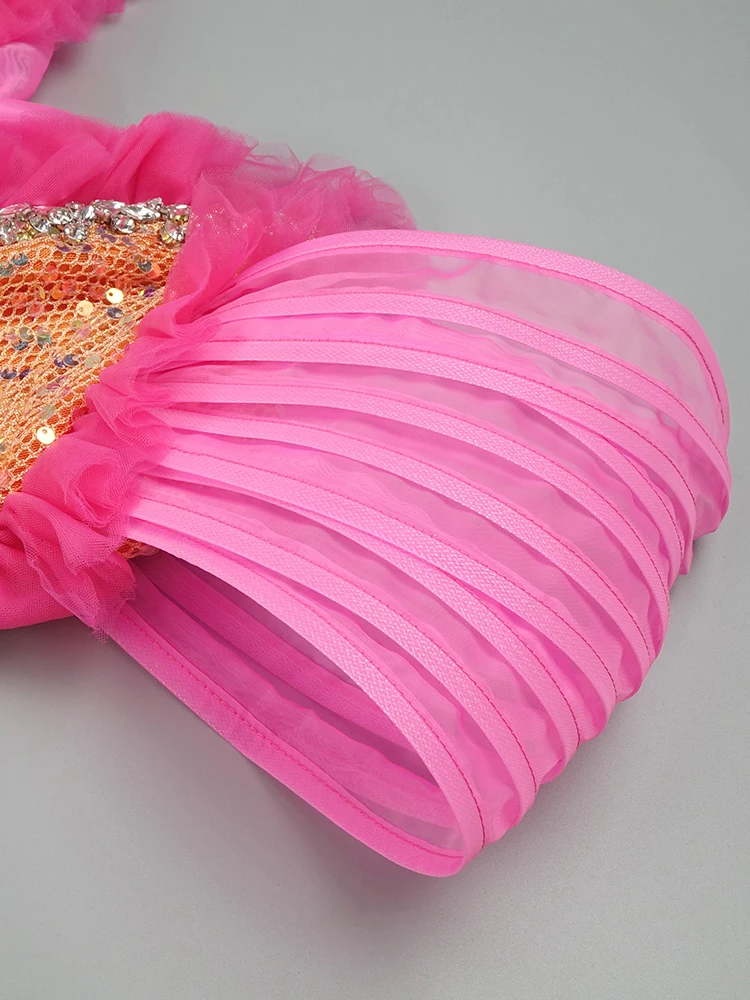 Funkelndes schulterfreies Abendkleid im Meerjungfrau-Stil, ausgeschnittenes Mesh-Patchwork, Pailletten und Perlenstickerei, Abschlussball-Party-Outfits