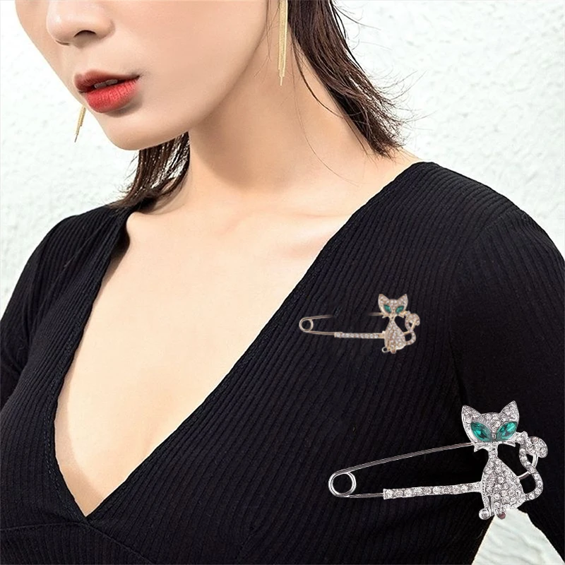 Lovely Crytal Cats Brooches Women Alloy Rhinestones Safety Pin for Dress Neckline Shawl Accessories Fashion Jewelry Gift view 2