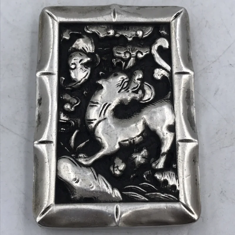 Crafts Ancient Carved Dragon Pattern Vintage Distressed Style Double-Sided Leather Badge Factory Direct Supply Home Decoration