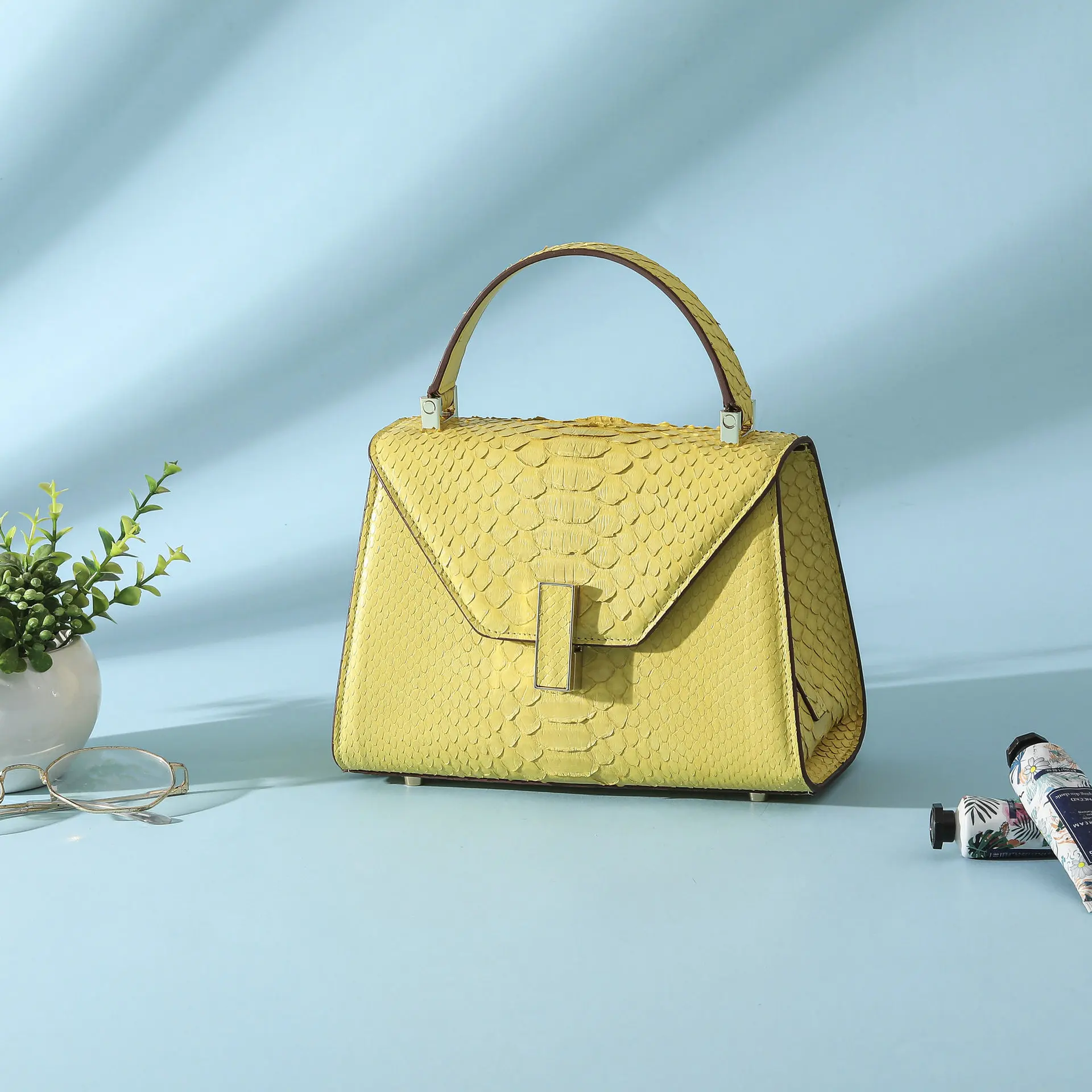 

2025 New Design Small Snake Leather Women's Bag Genuine Leather Fashion Lady Handbag Large Capacity Shoulder Crossbody Bag 45
