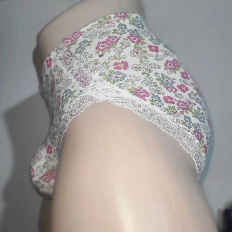 Plus Size Man's Floral Lace Panties Breathable Convex Pouch Sissy Middle Waist Panties Quick-drying Cotton Crotch Lingerie