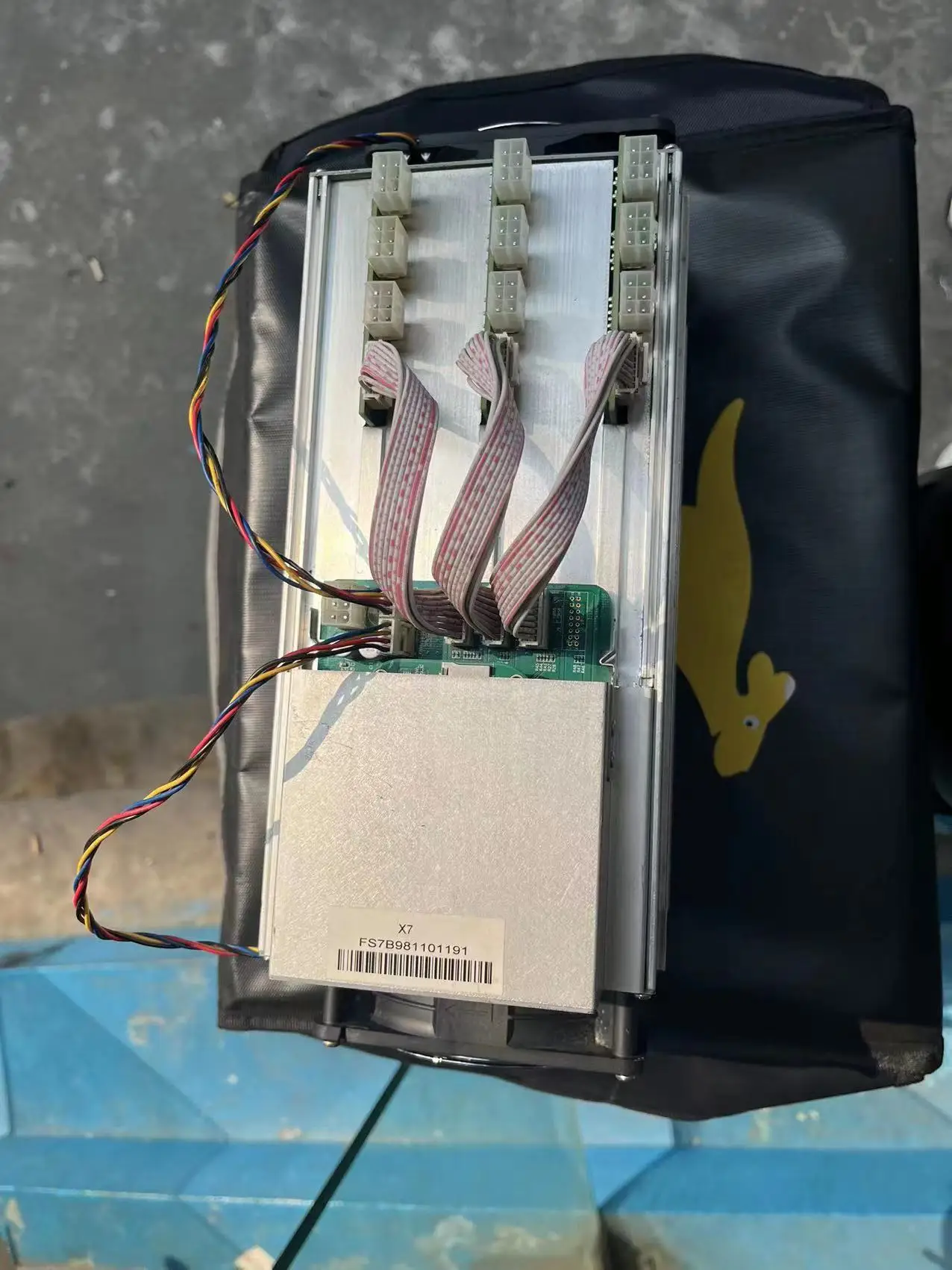 ماكينة تعدين مستعملة من FusionSilicon X7 262G X11 Asic مع جهاز تعدين PSU داش أفضل من STU-U6 Innosilicon A5 A6 Antminer D7 D5