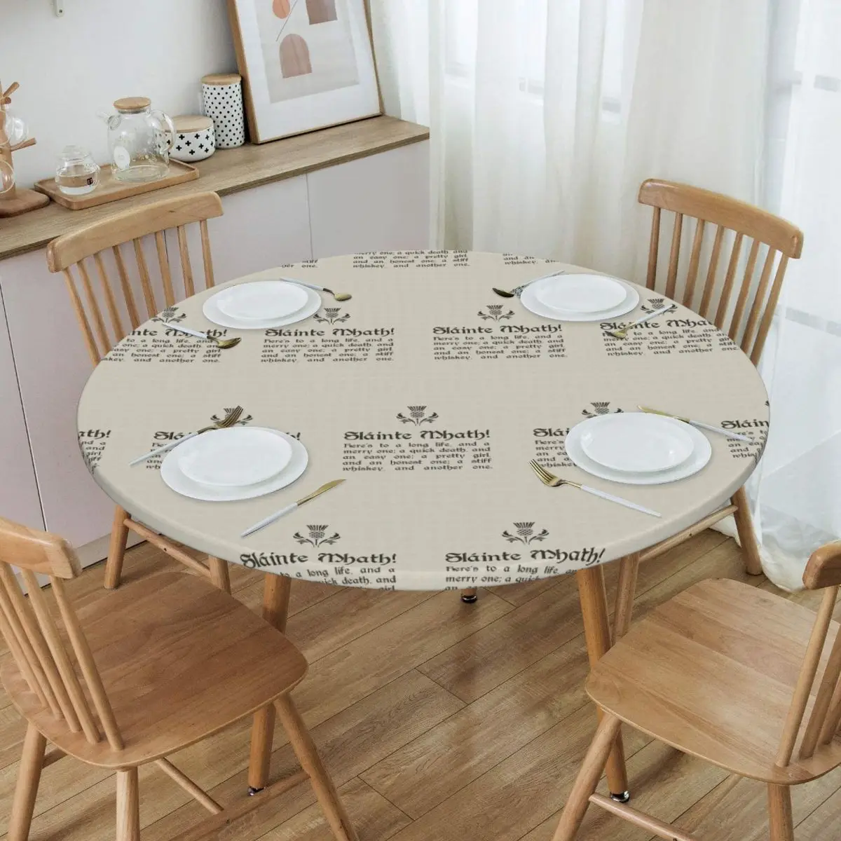 Slainte Mhath - Scottish Toast - With Thistl Waterproof Round Tablecloth Table Cloth for Kitchen Events Dining Table Cover
